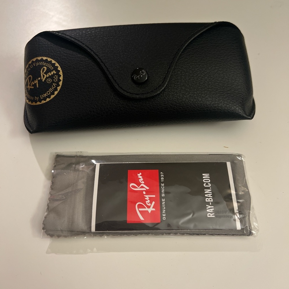NWT Iris Ray-Ban Black and Red Gradient Sunglasses - Picture 6 of 7